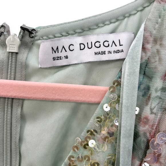 Mac Duggal NEW Seamist Green Embellished Butterfly Sleeve Faux Wrap Gown Size 16 - Picture 8 of 13